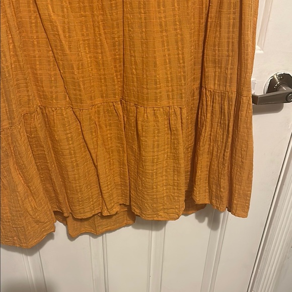 Knox Rose Yellow Short Sleeve Dress - Picture 4 of 5